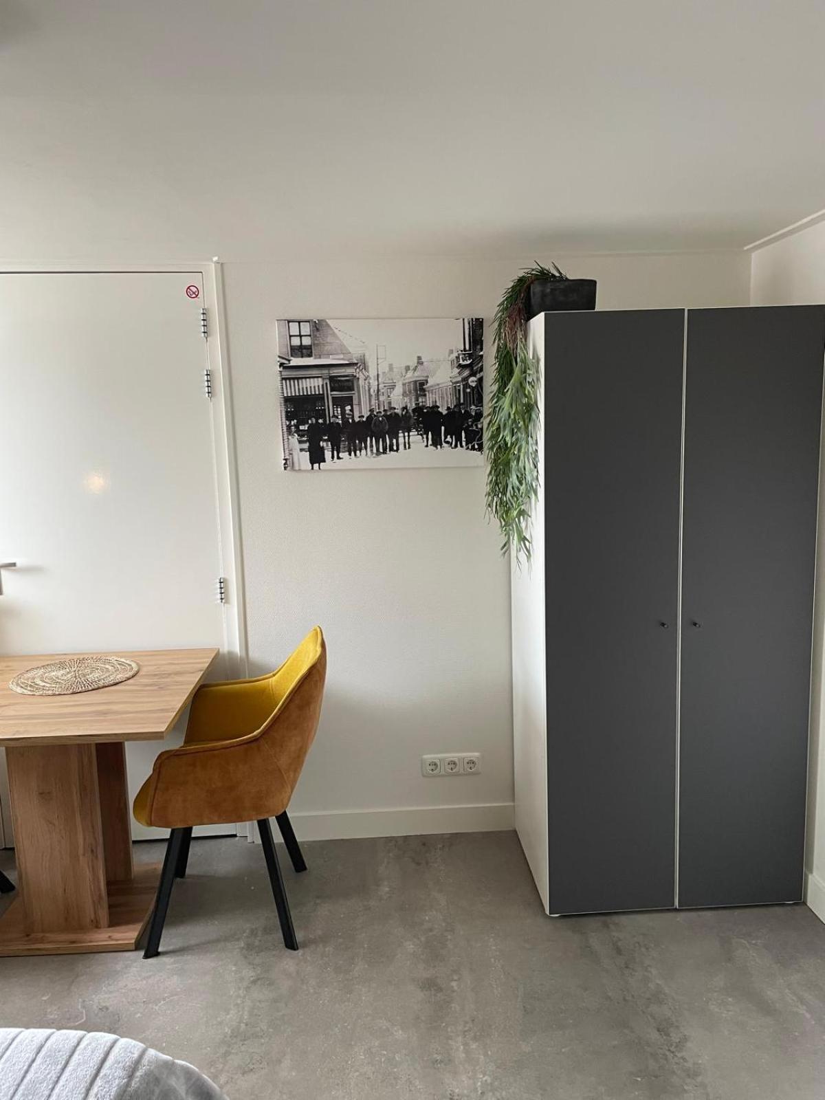 De Slaapmuts Bed & Breakfast Winsum  Exterior photo
